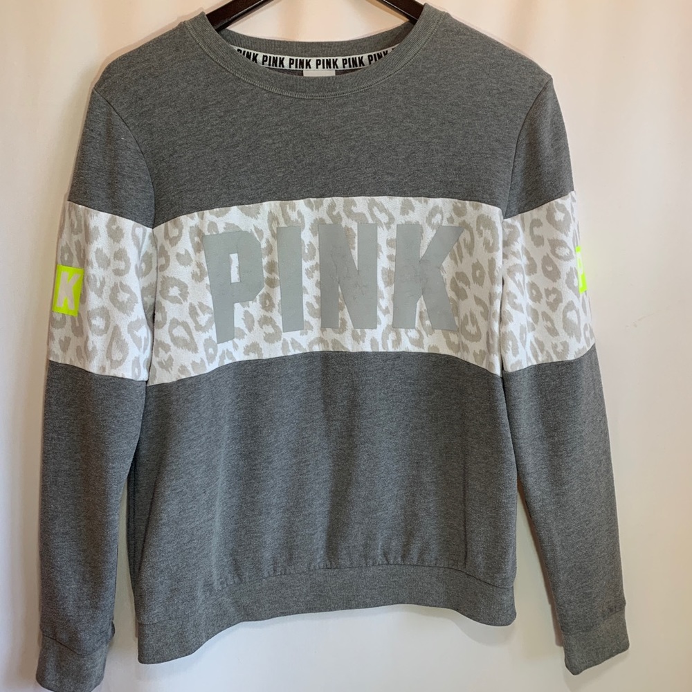Victoria's Secret PINK Sweatshirt w/Cheetah Print